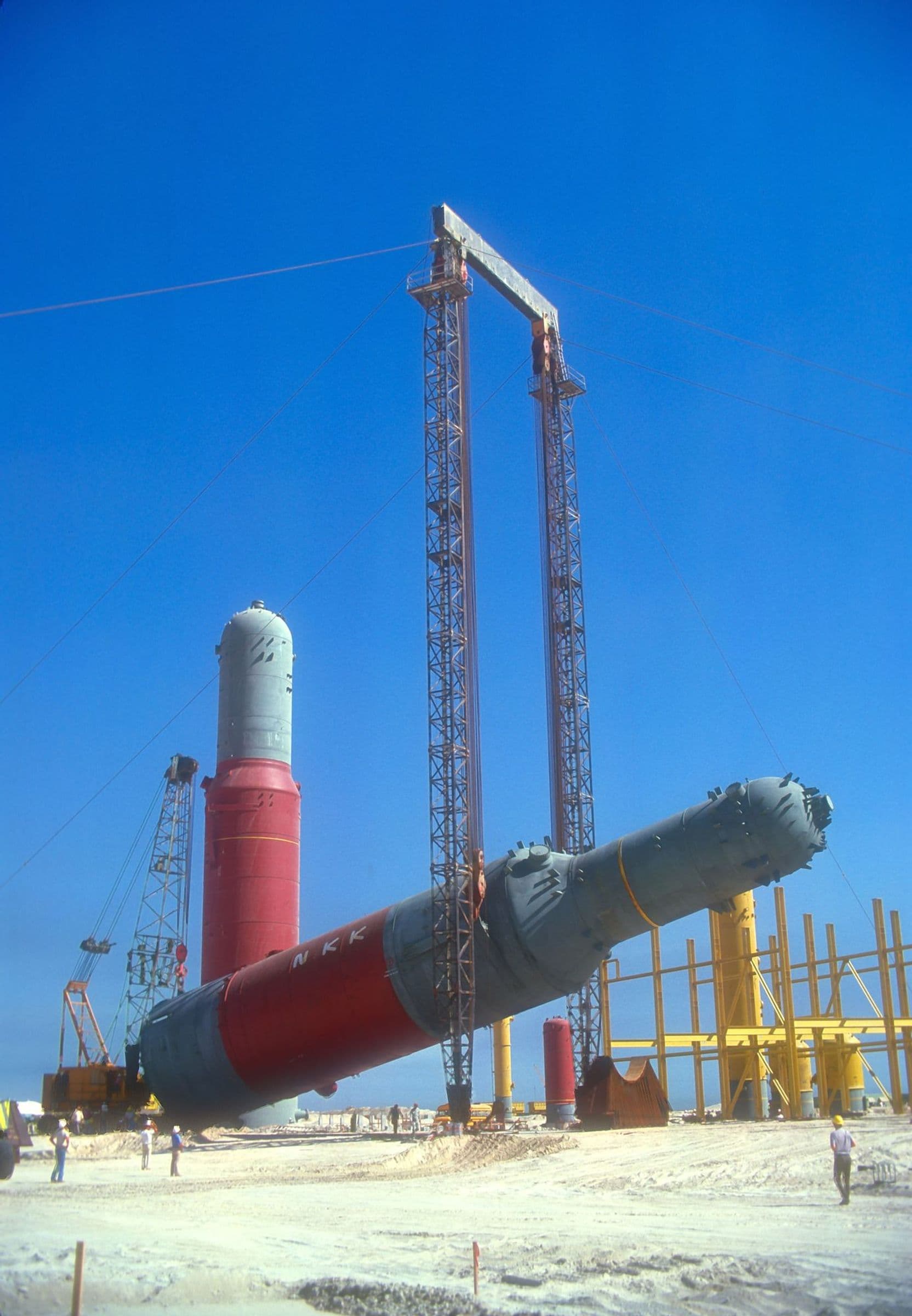 Gas processing plant tower lift