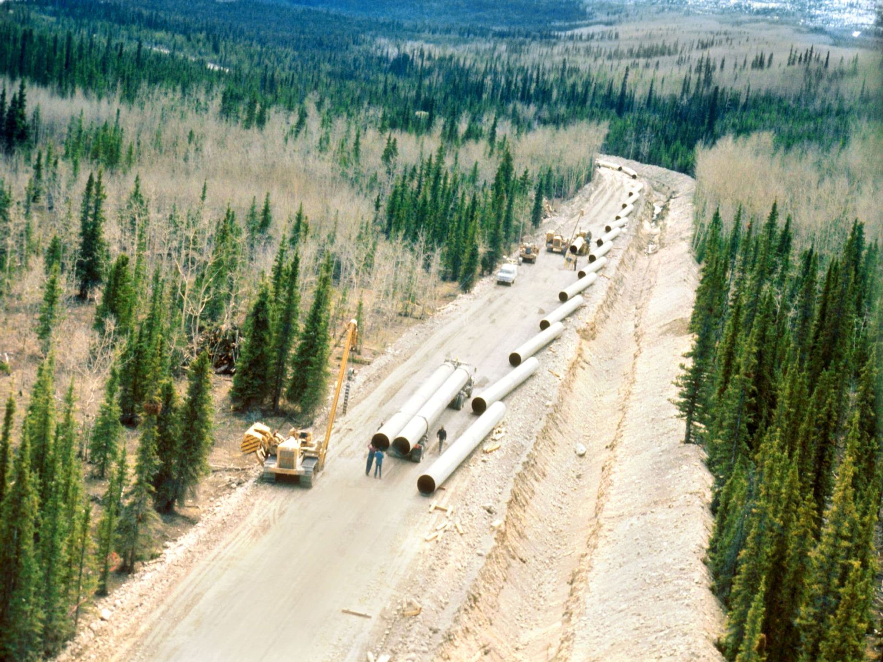 Underground pipeline installation