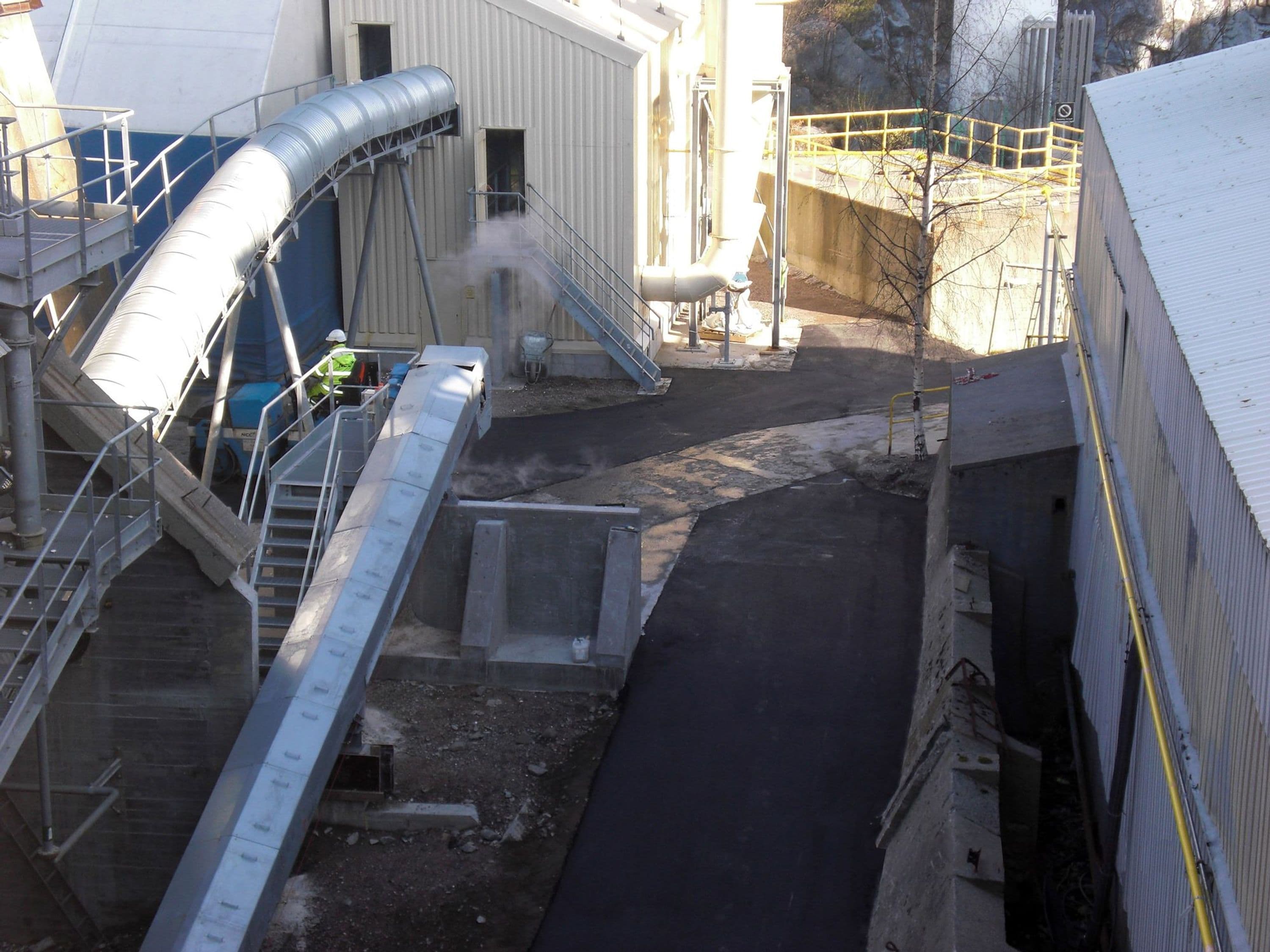 Quartz washing conveyors